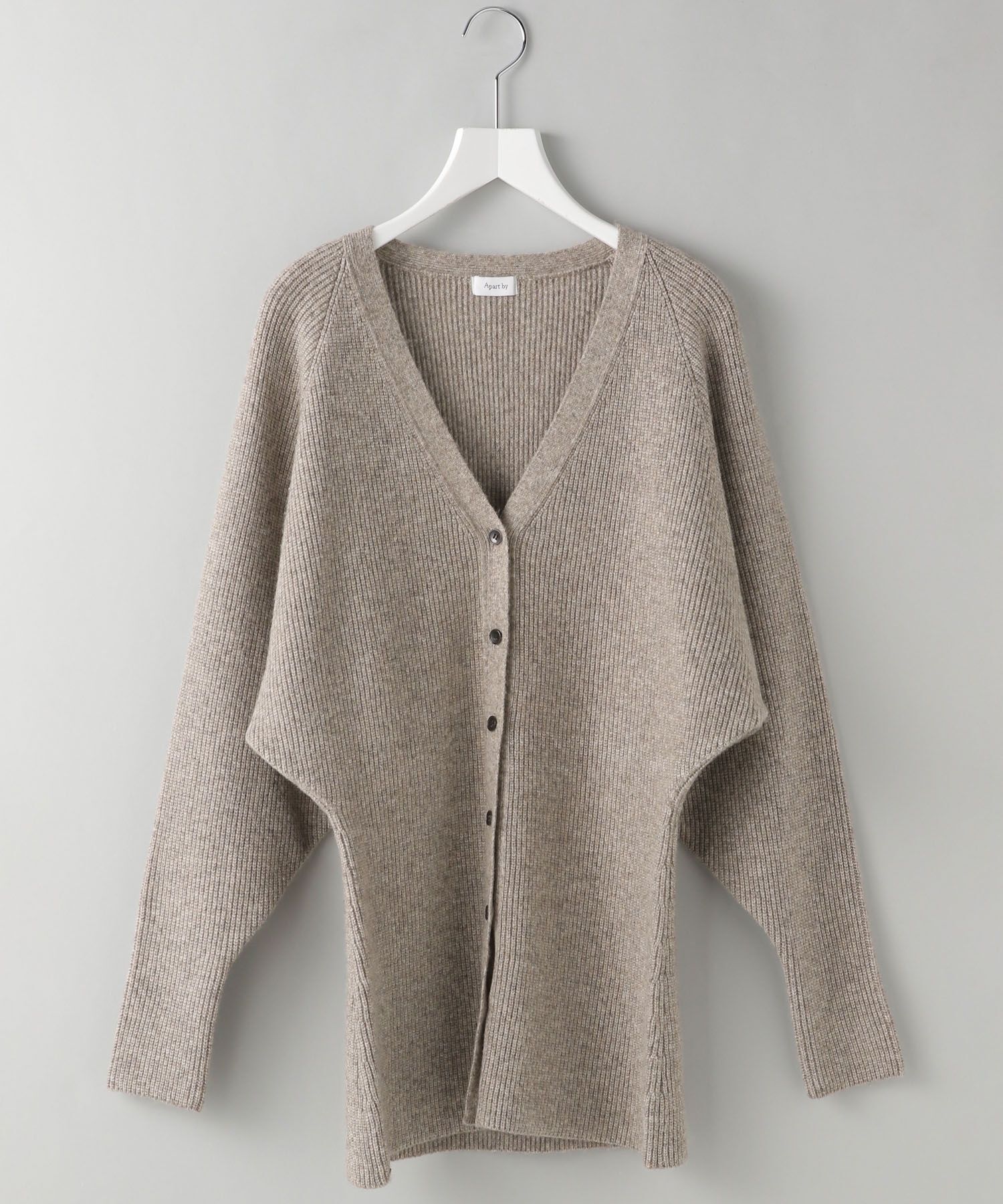 A part by 「ウエストシェイプVネックカーディガ」|ニット・セーター|