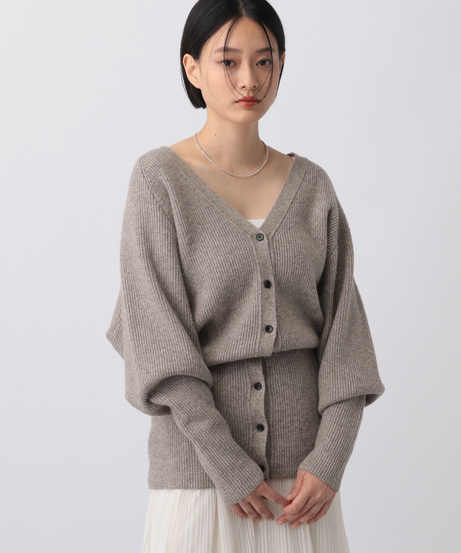 A part by 「ウエストシェイプVネックカーディガ」|ニット・セーター|