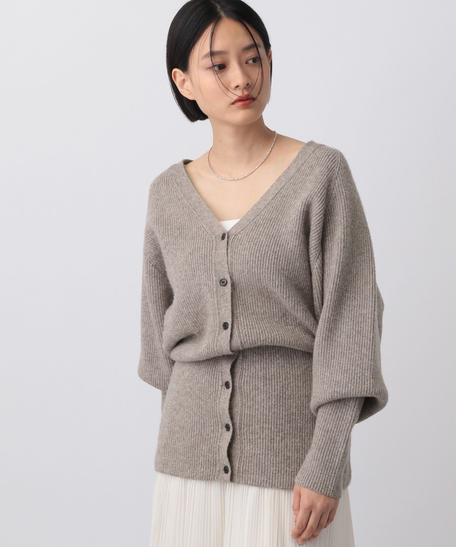 A part by 「ウエストシェイプVネックカーディガ」|ニット・セーター|