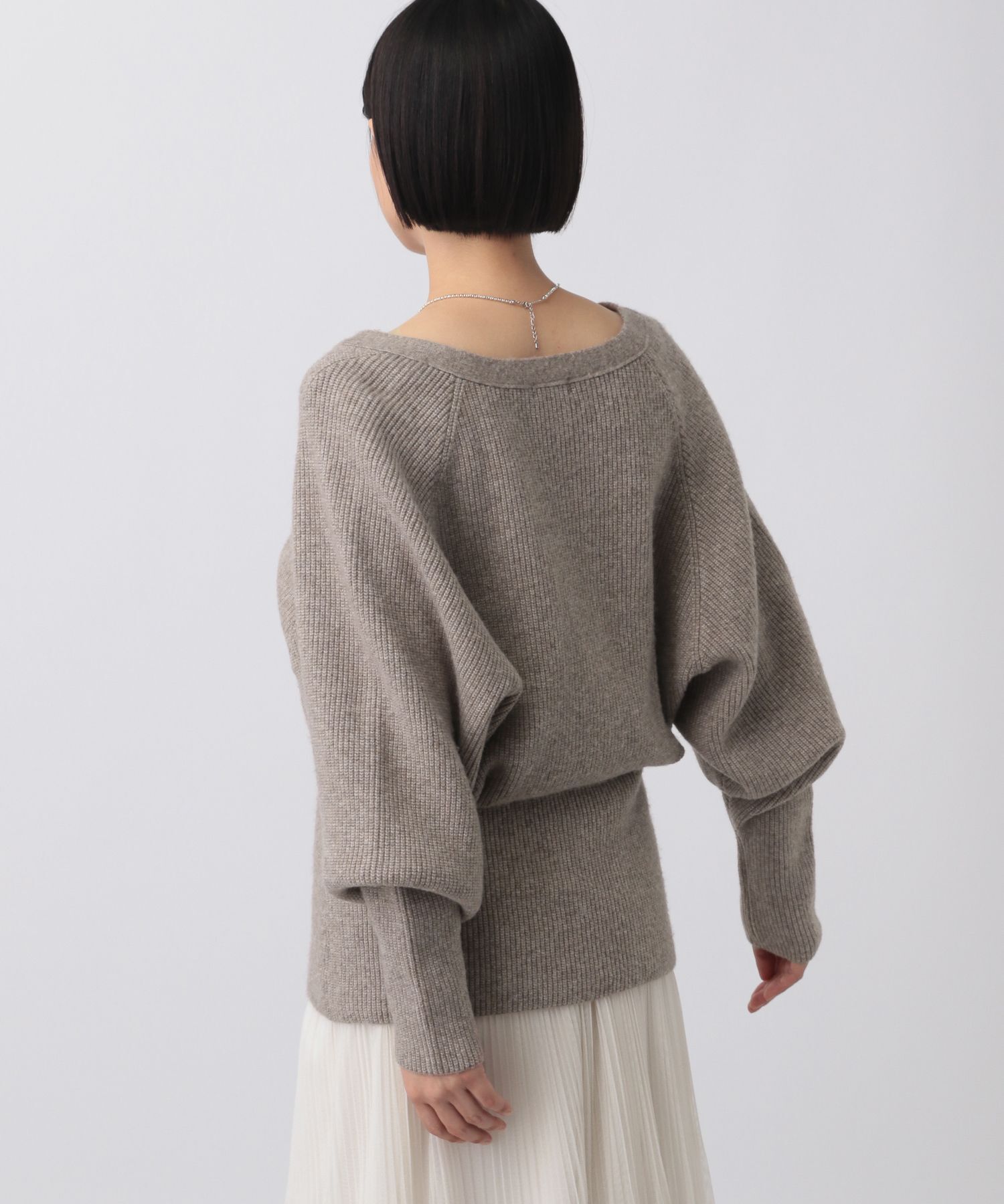 A part by 「ウエストシェイプVネックカーディガ」|ニット・セーター|