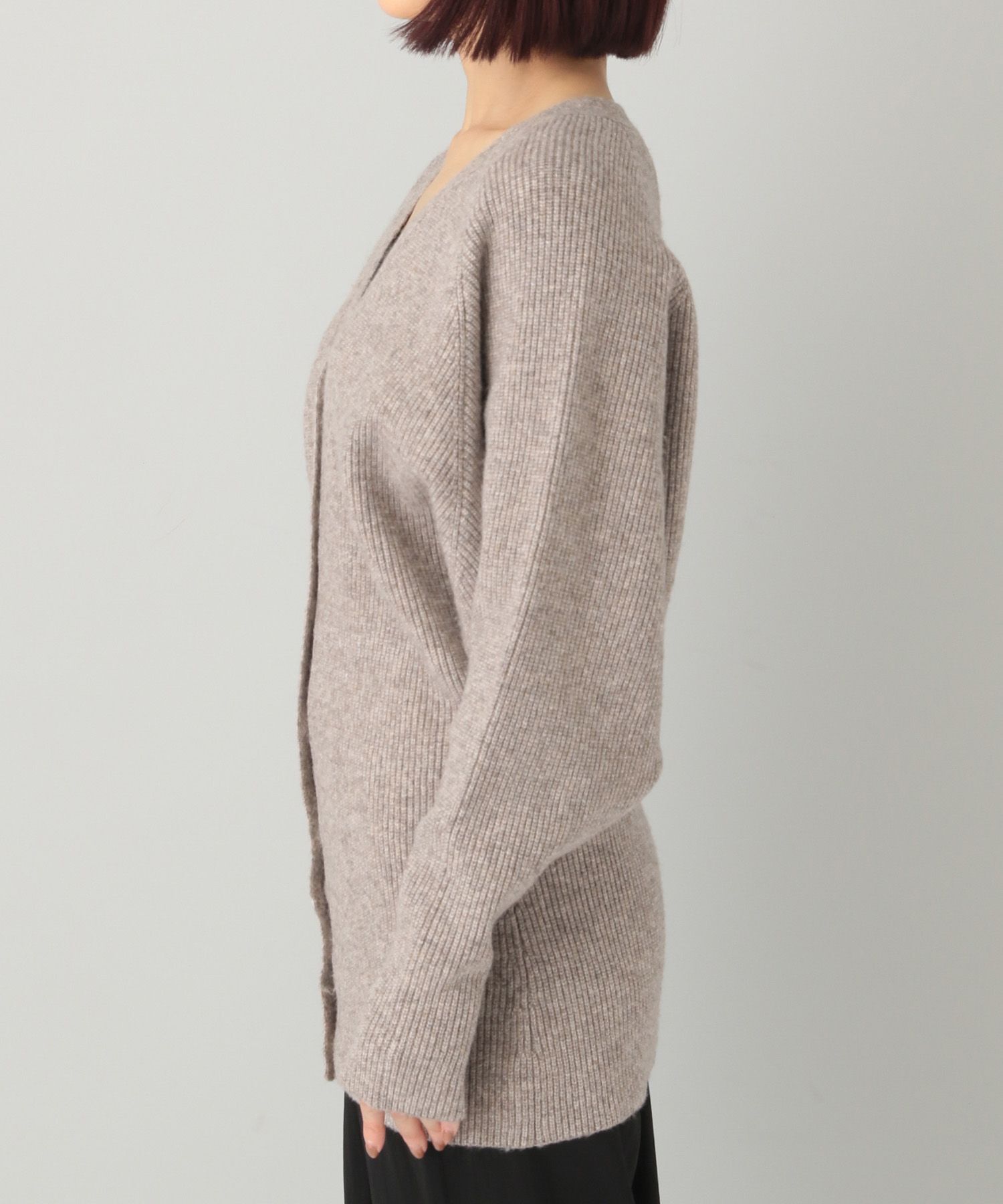 A part by 「ウエストシェイプVネックカーディガ」|ニット・セーター|