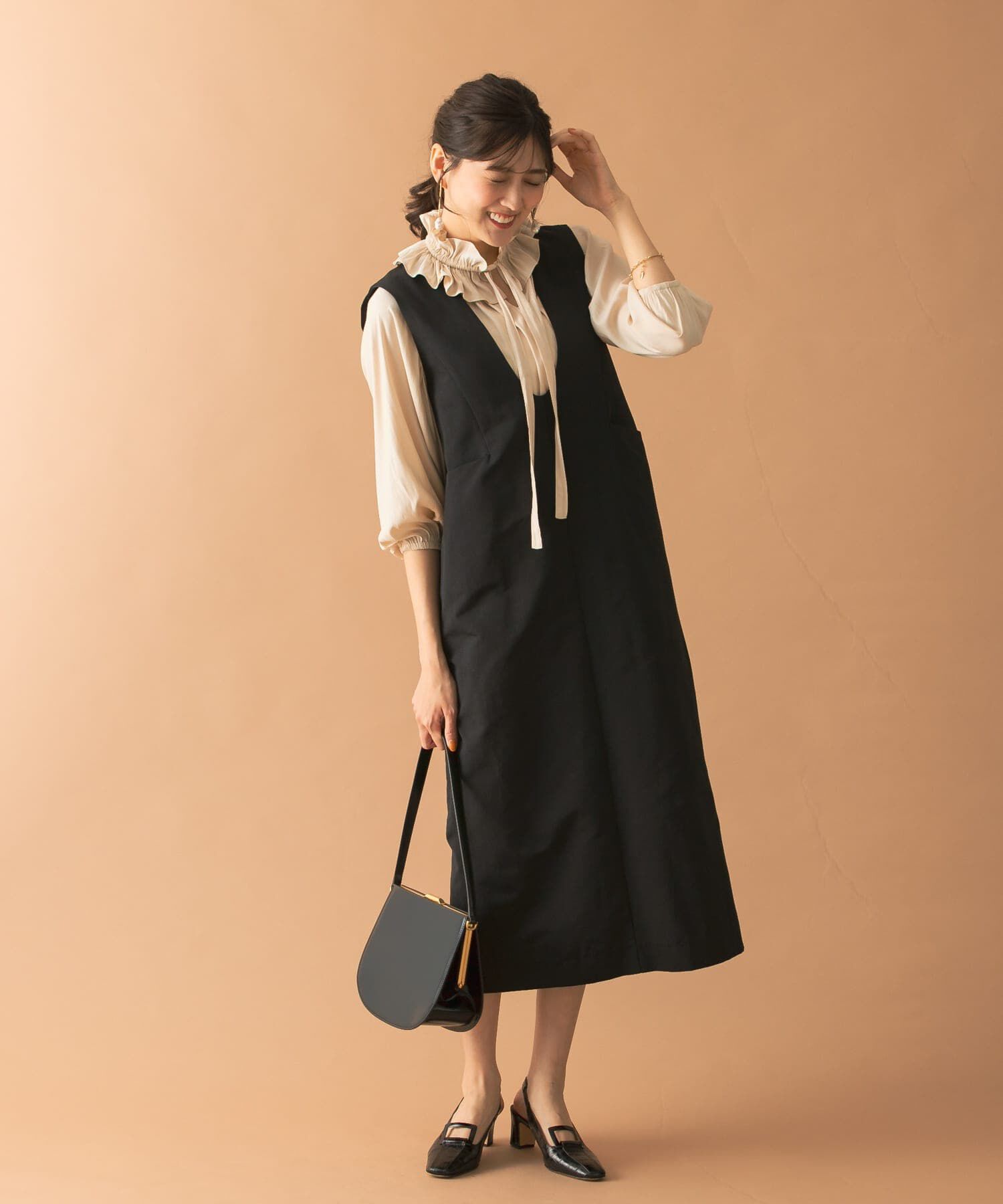 URBAN RESEARCH ROSSO「Uネックフォルムジャンパーワンピース」|ワンピース|