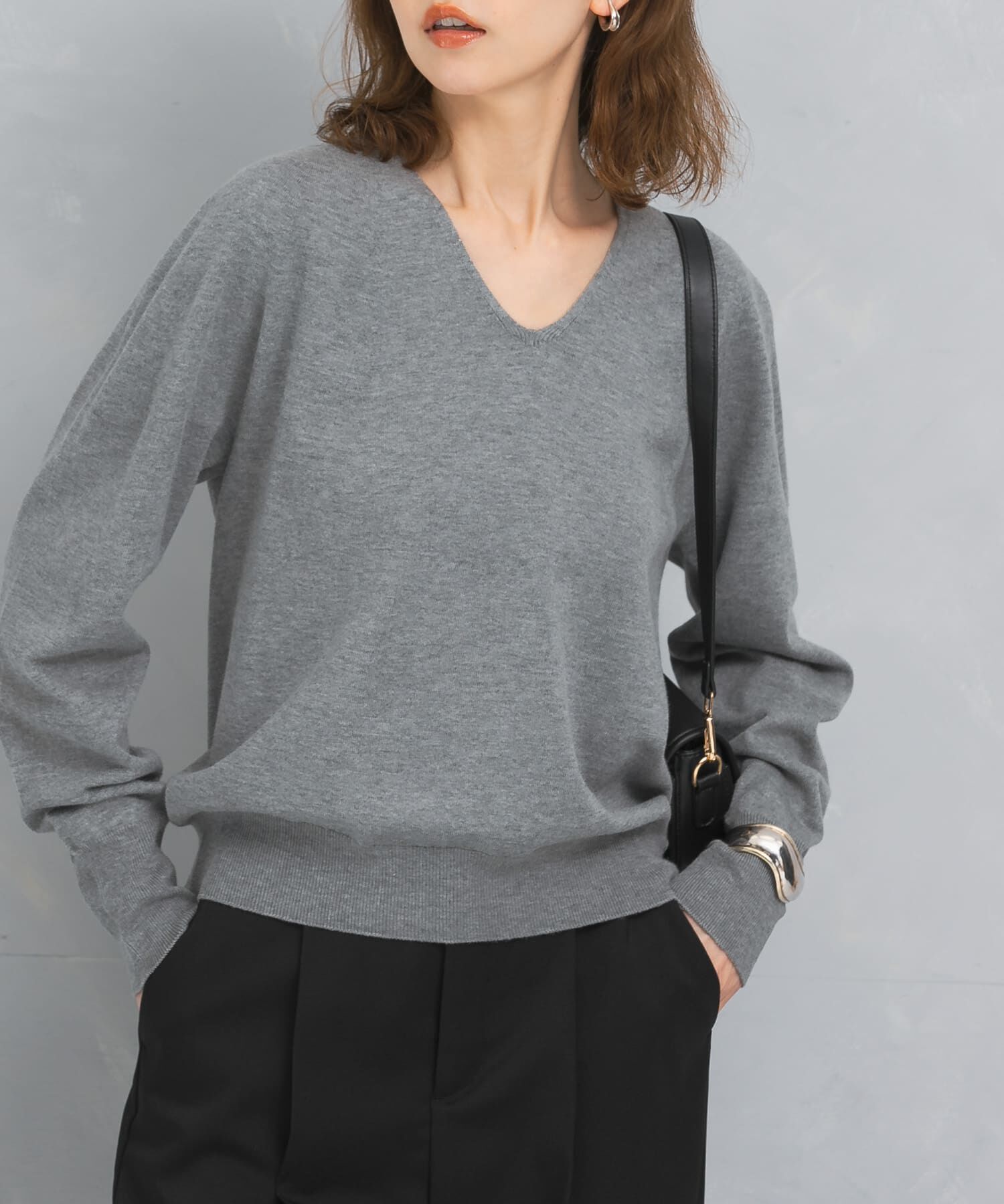 URBAN RESEARCH ROSSO「アンチピリングVネックシームレスニット」|ニット・セーター|