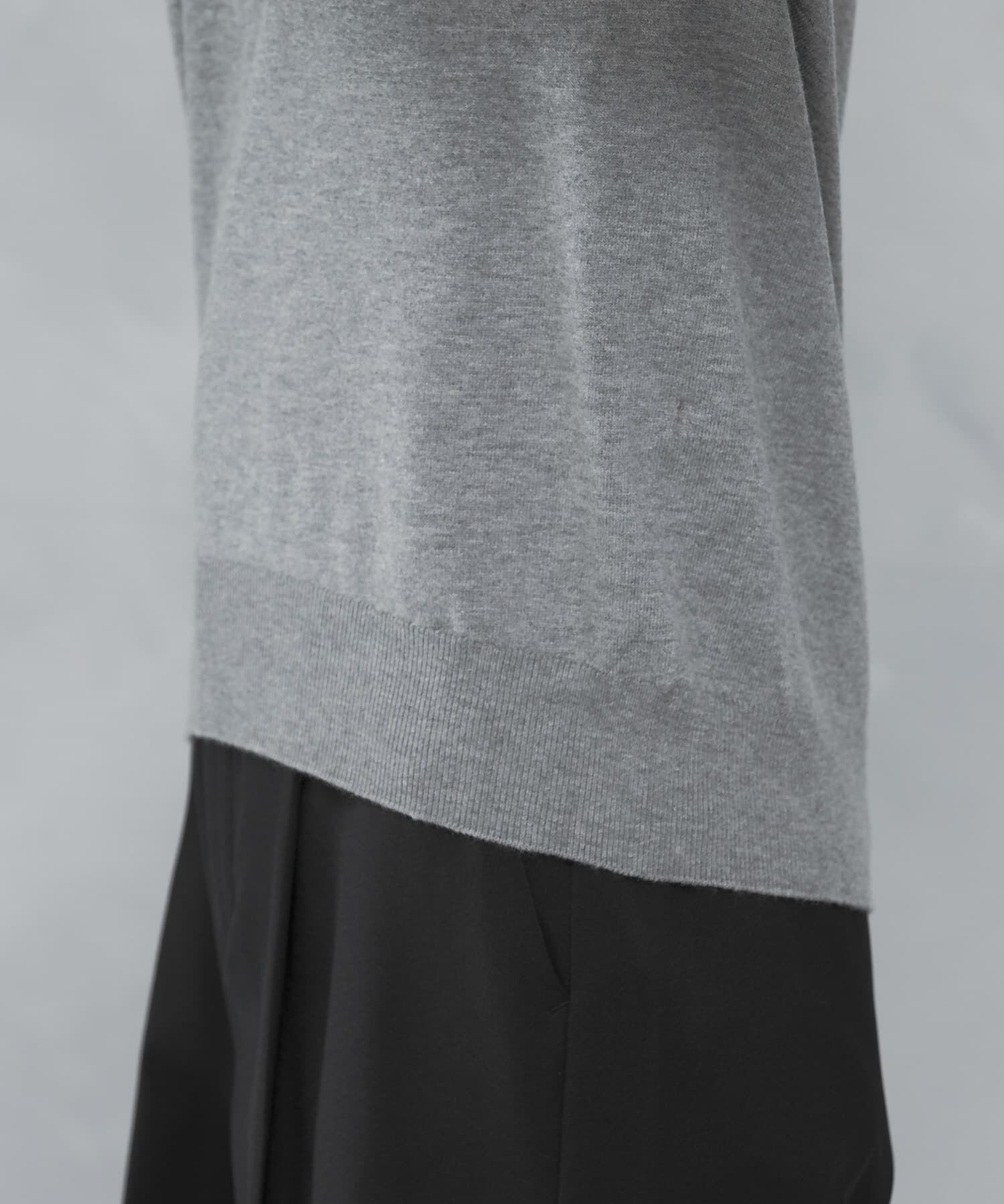 URBAN RESEARCH ROSSO「アンチピリングVネックシームレスニット」|ニット・セーター|