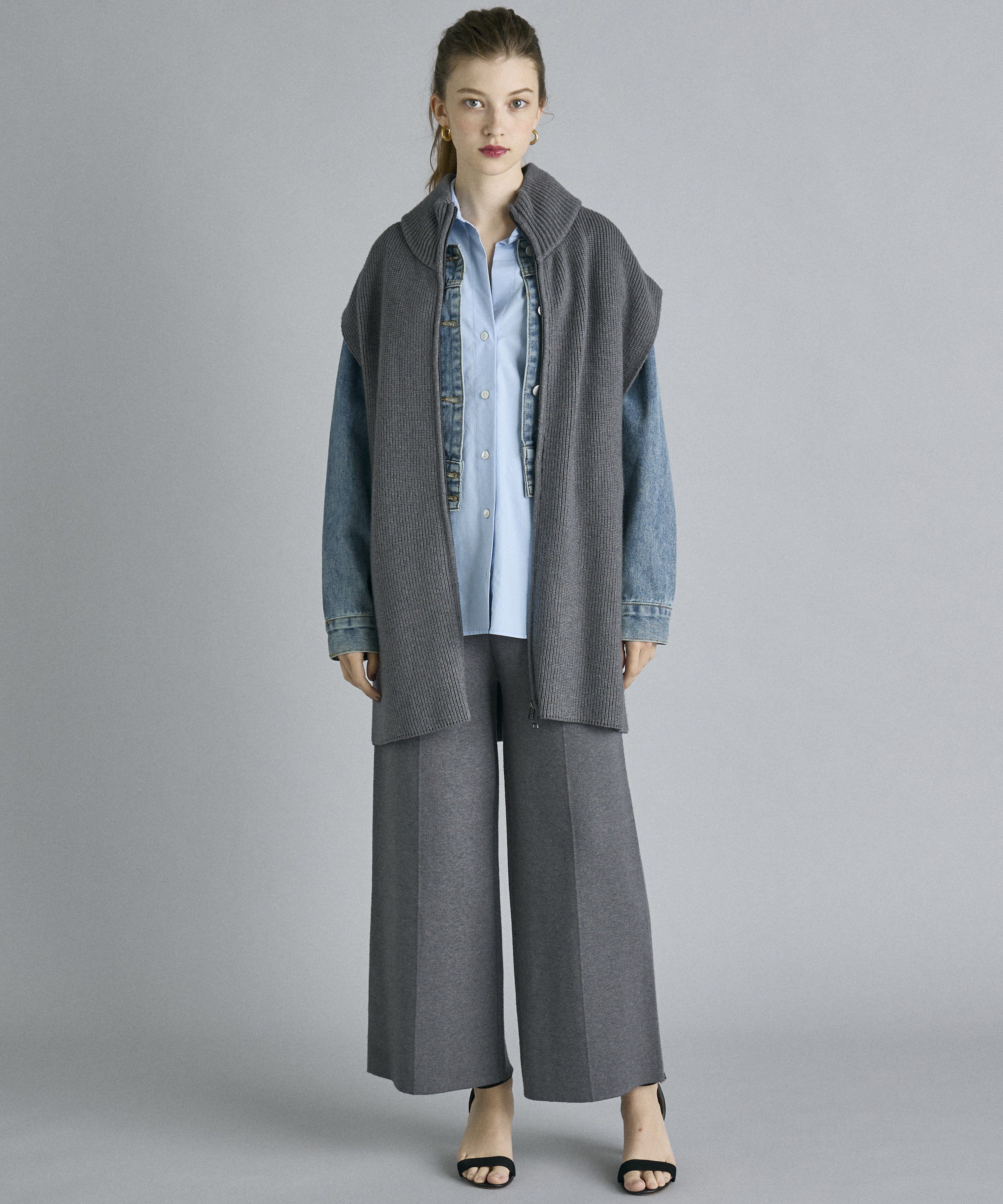 INED「《INED CLARO》ジップアップジレニットアップ」|カーディガン|