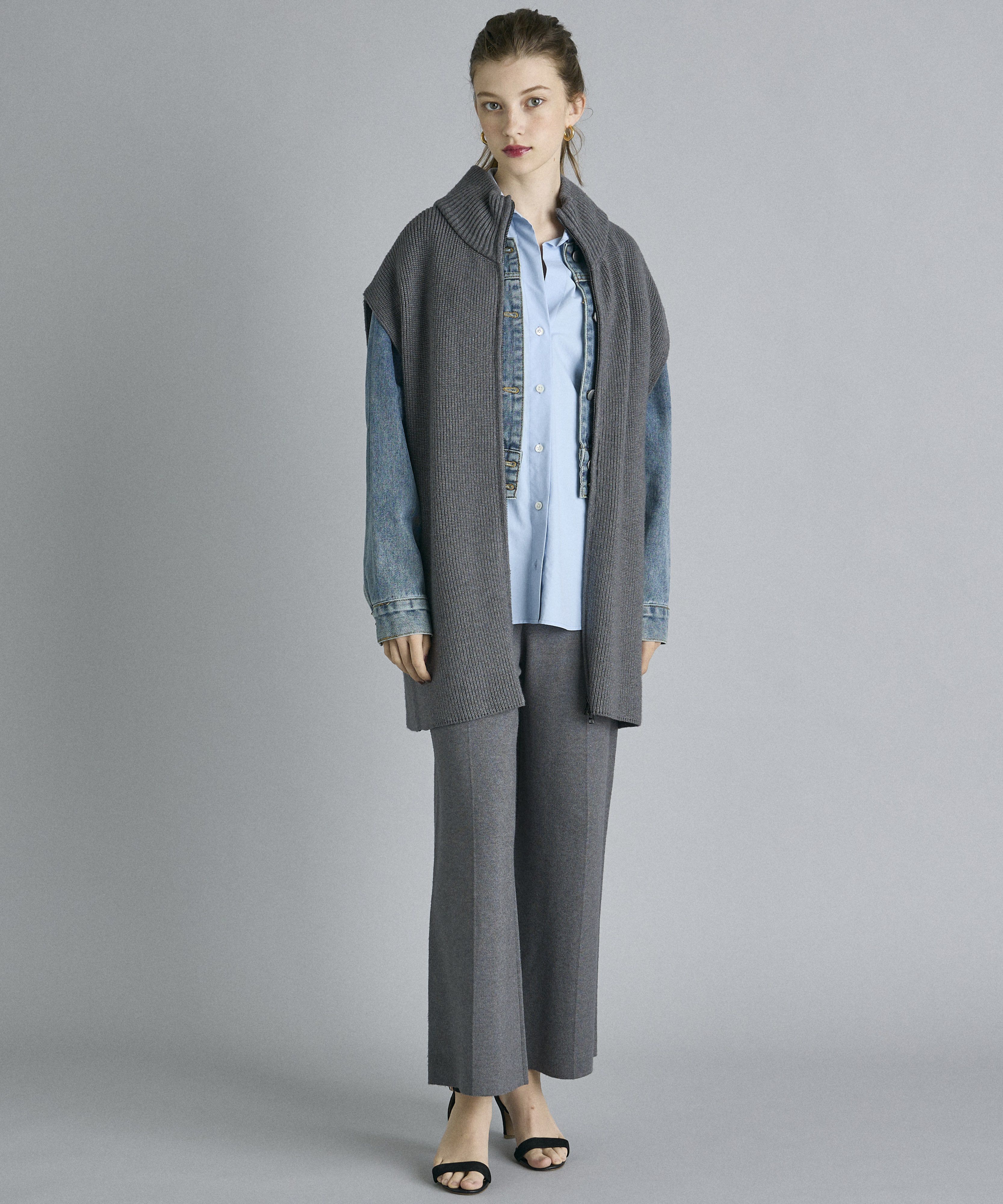 INED「《INED CLARO》ジップアップジレニットアップ」|カーディガン|