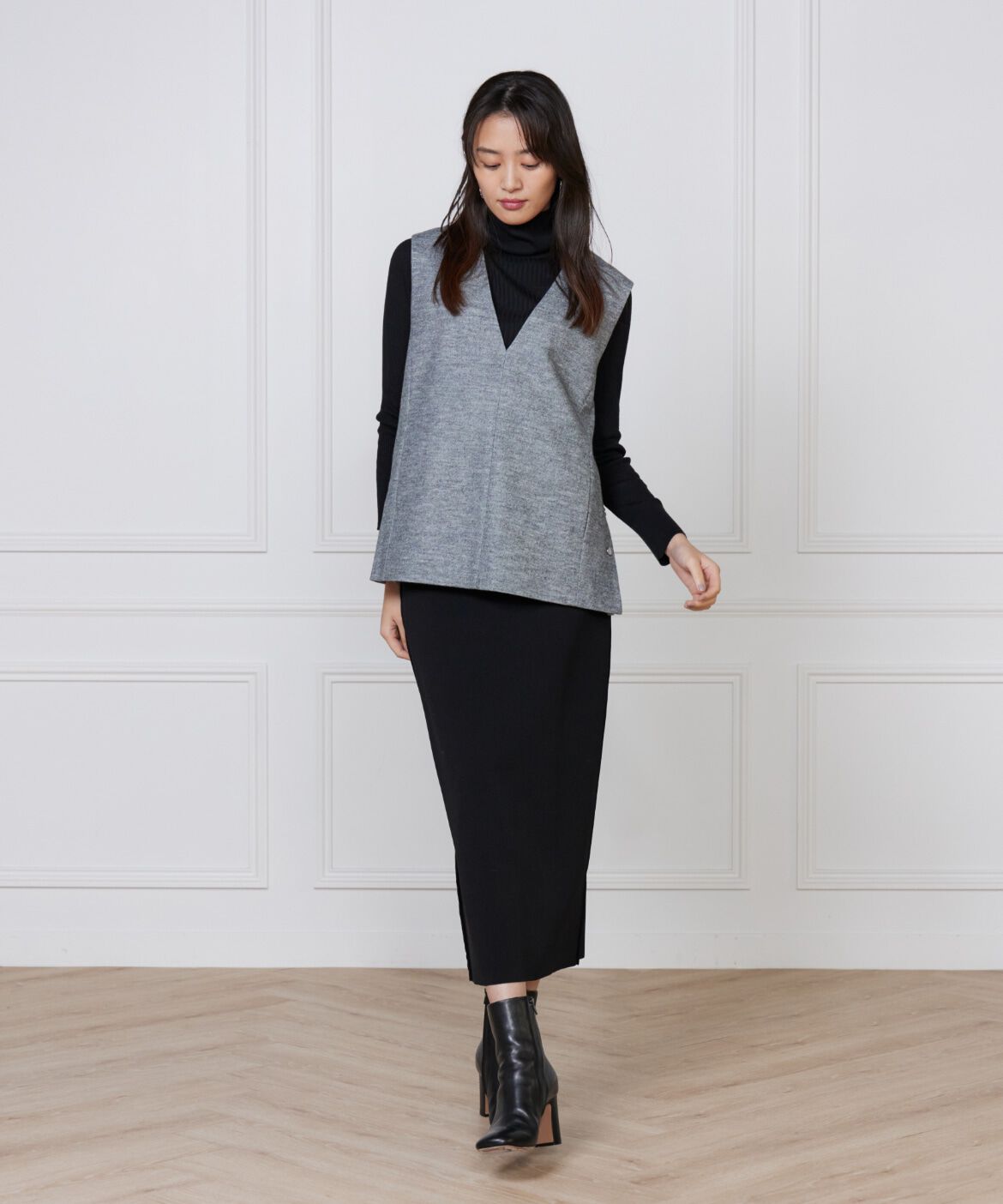 7-IDconcept.「《大きいサイズ》Vネックプルオーバージレ」|ダウンベスト・ベスト|