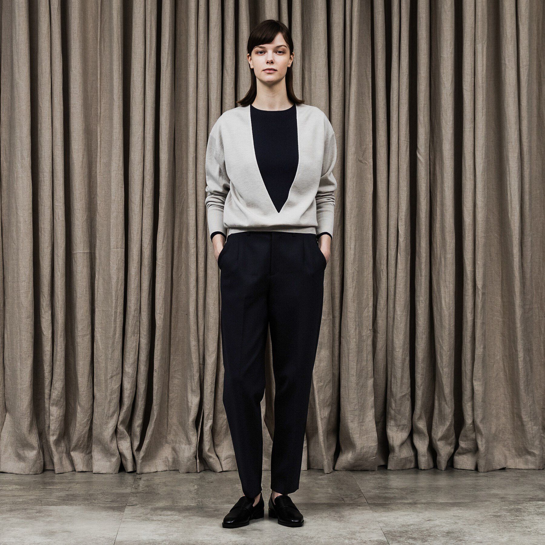 UNTITLED「シルキーダブルクロスパンツ」|その他|