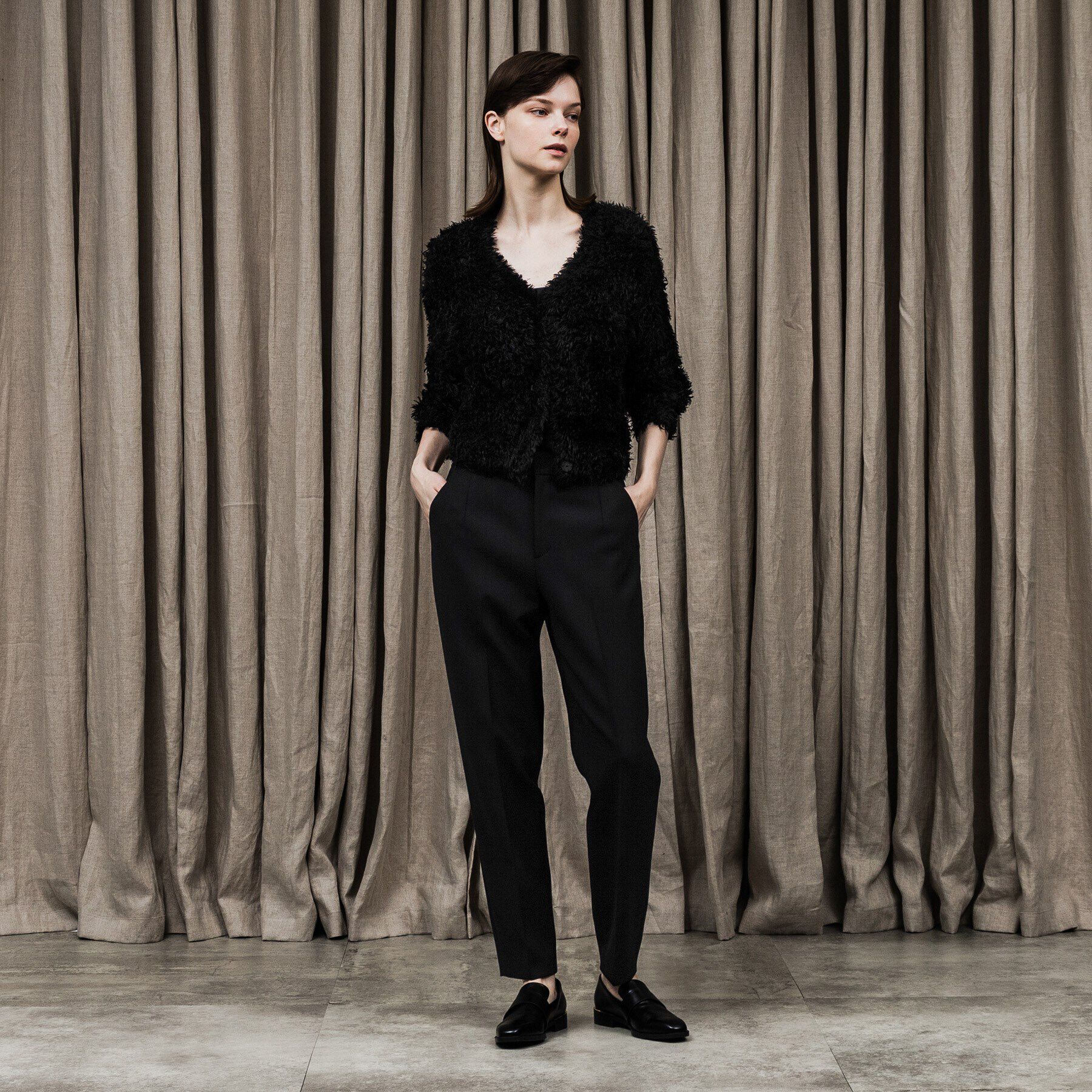 UNTITLED「シルキーダブルクロスパンツ」|その他|