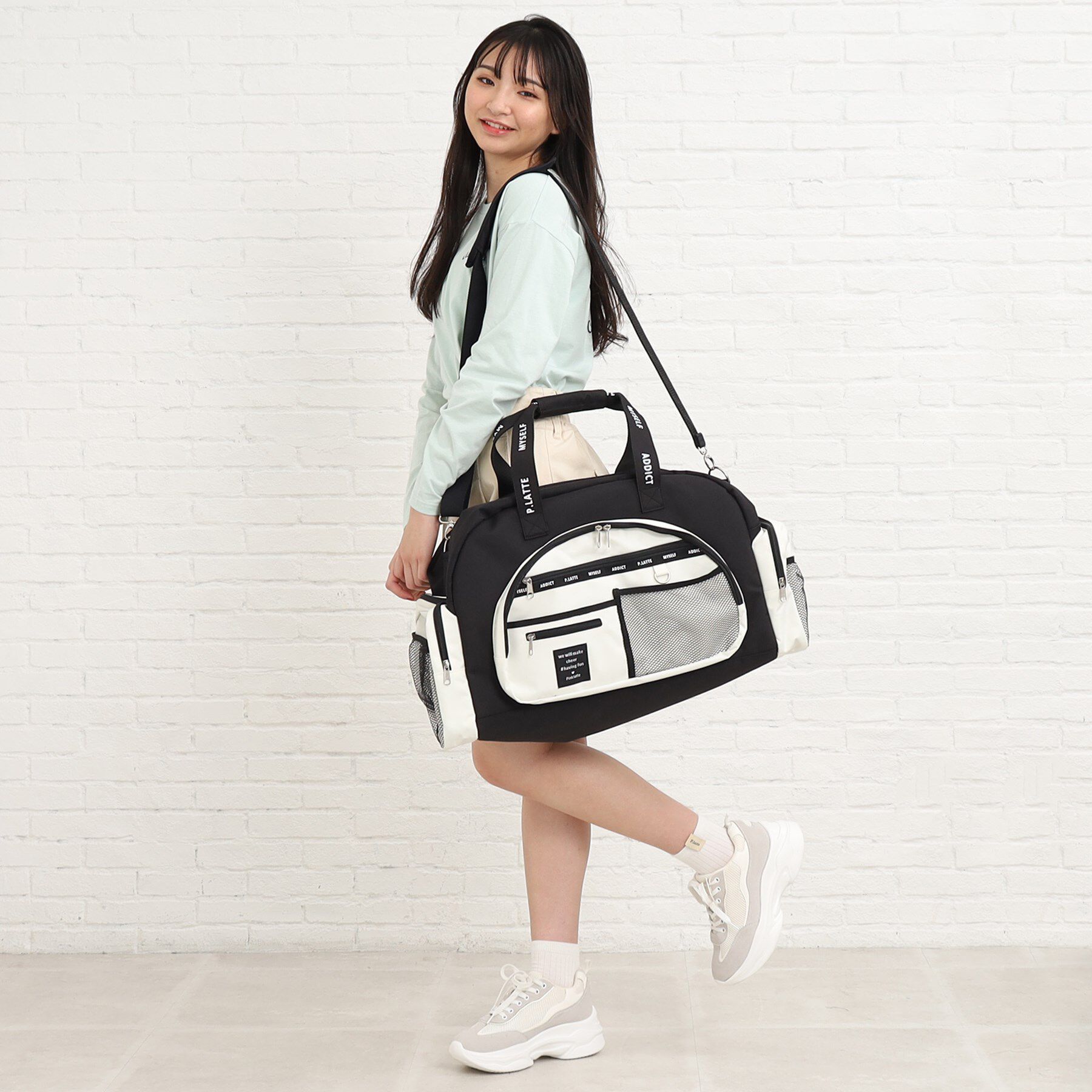 PINK-latte「【容量約45L】13、000個突破！修学旅行マスト！トラベルボストン」|ボストンバッグ|