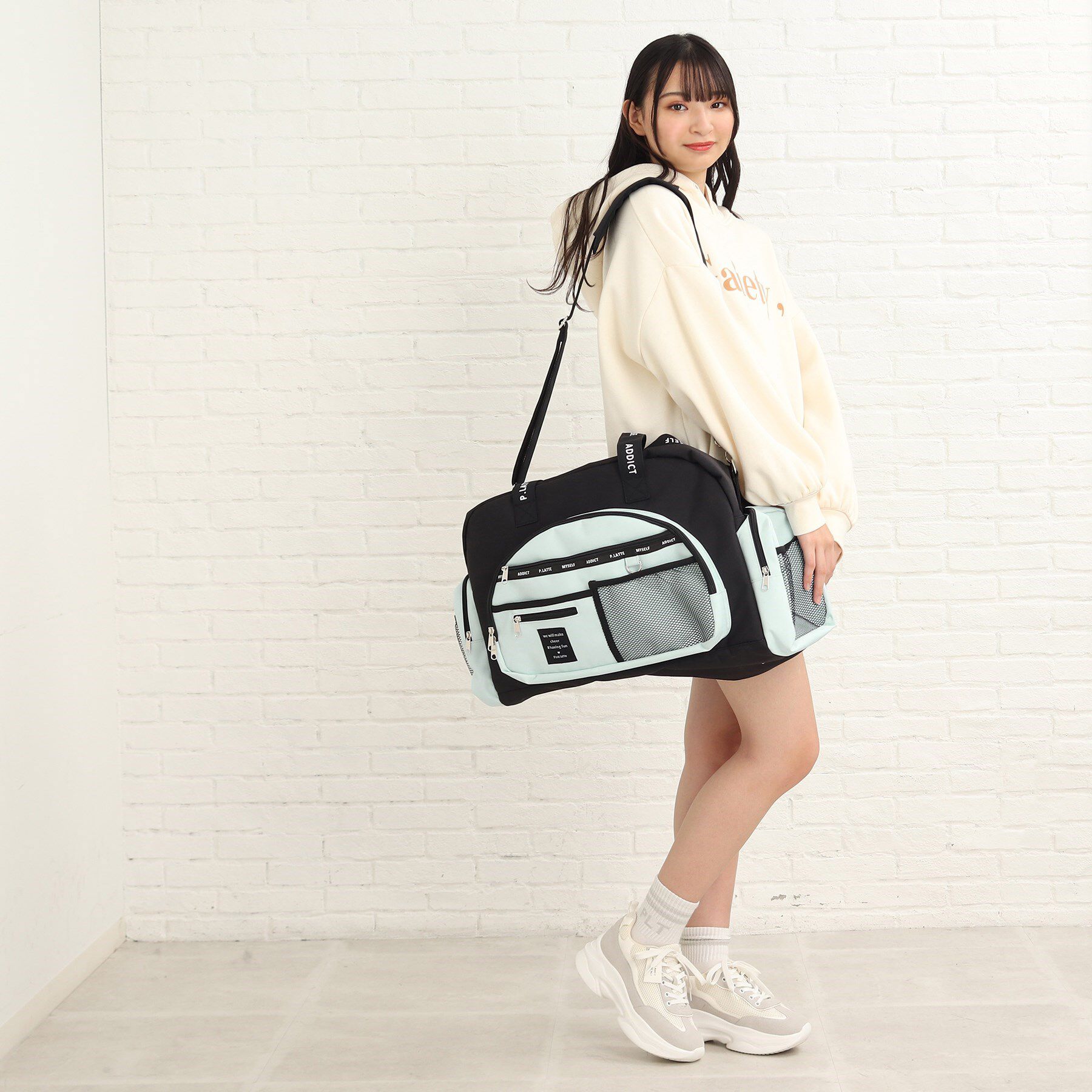 PINK-latte「【容量約45L】13、000個突破！修学旅行マスト！トラベルボストン」|ボストンバッグ|