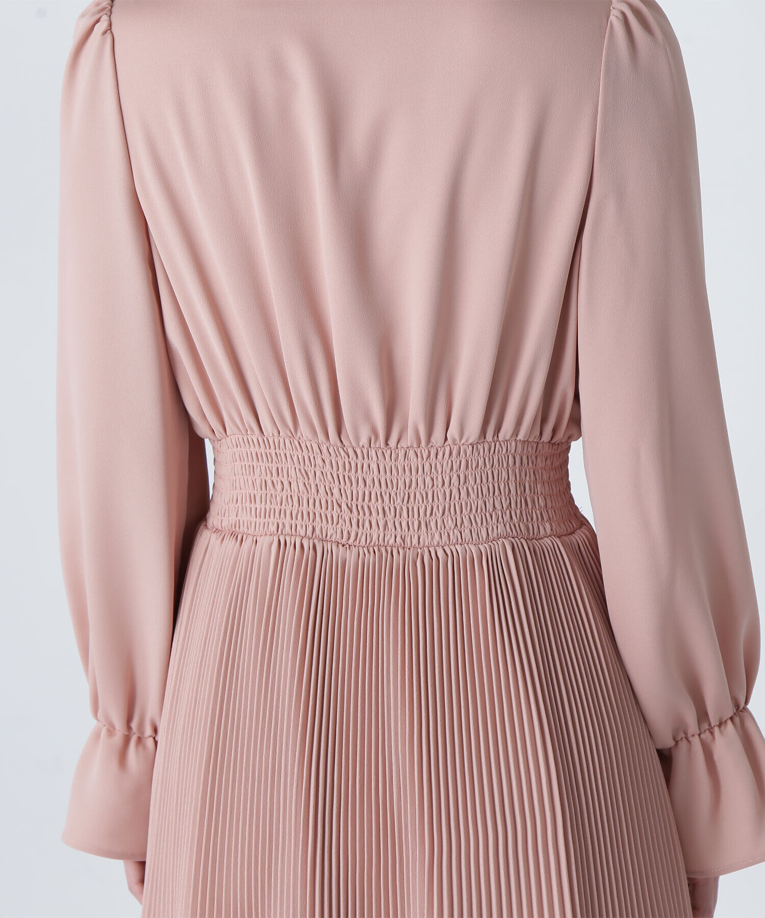  「Vネックプリーツワンピース」|ワンピース|