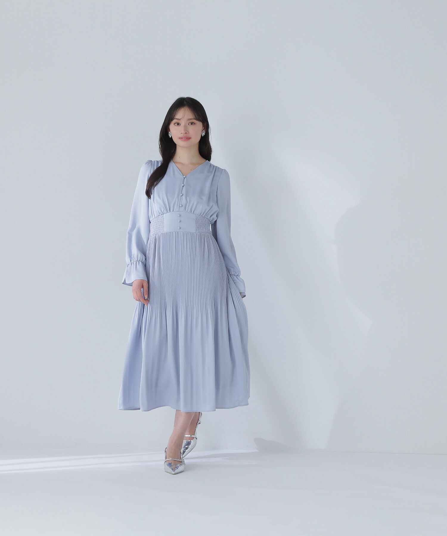  「Vネックプリーツワンピース」|ワンピース|