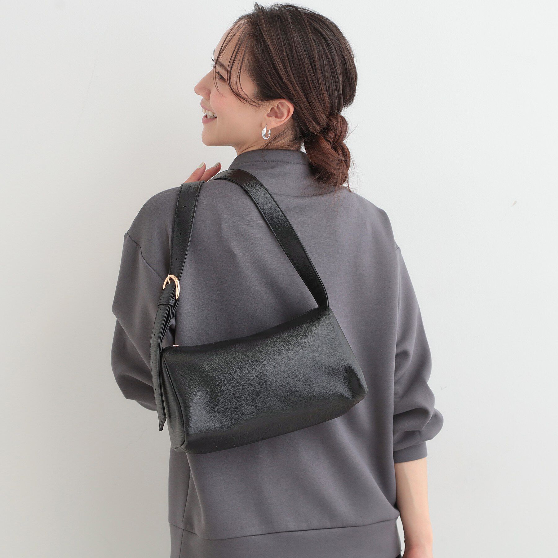 SHOO･LA･RUE「ワンハンドルショルダーバッグ」|ショルダー・メッセンジャー|ブラック(019)