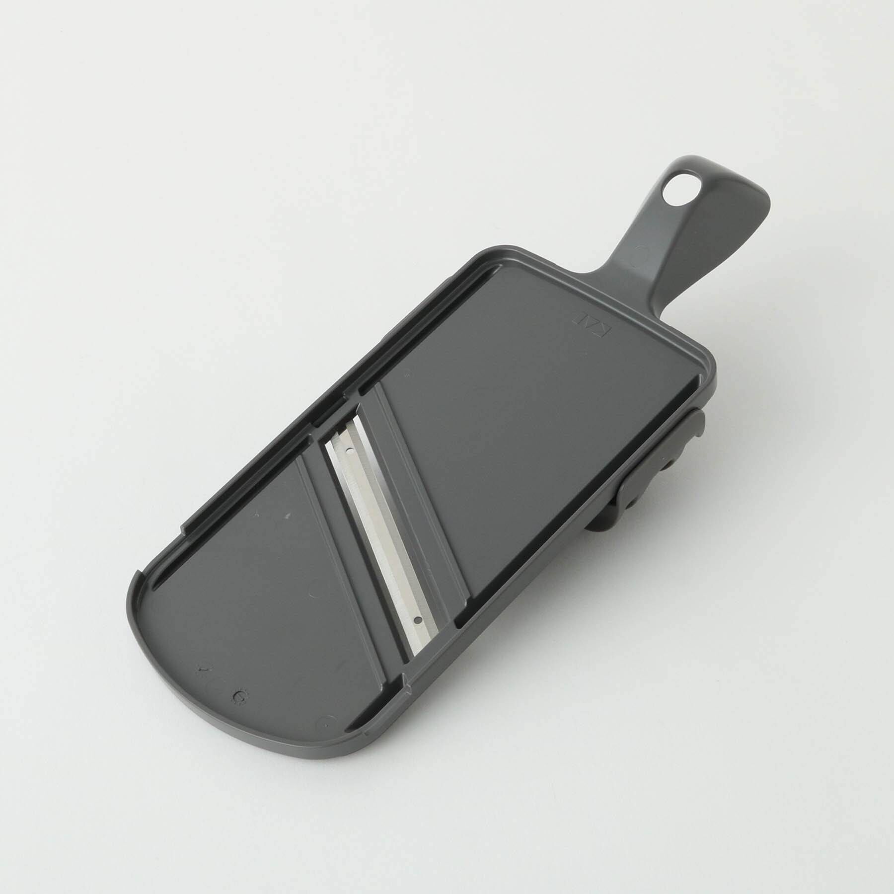 212 KITCHEN STORE「コンパクト両刃スライサー 指ガード付き ＜KK カイキッチン＞」|食器・キッチングッズ|