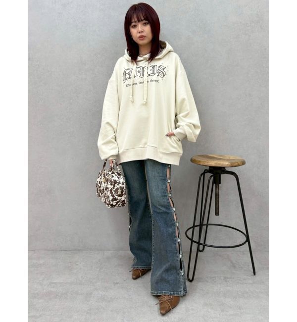 EVRIS「サイドビジューフレアデニムパンツ」|デニム|