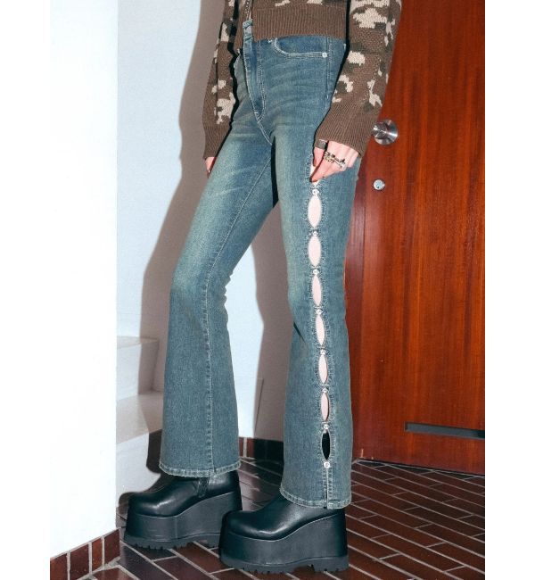 EVRIS「サイドビジューフレアデニムパンツ」|デニム|