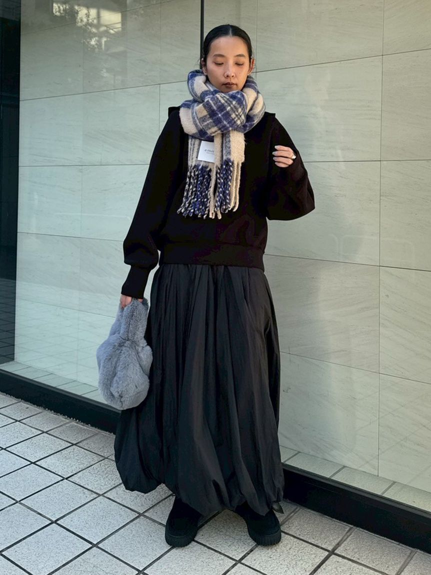 emmi atelier「【NEW YEAR'S SPECIAL ITEM】ダンボールフーディ&times;スカートセット」|ワンピース|