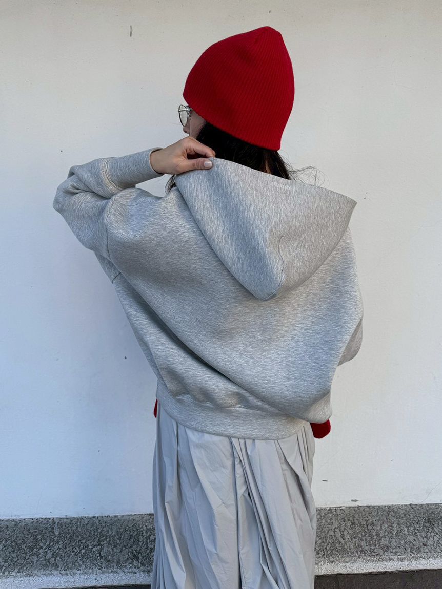 emmi atelier「【NEW YEAR'S SPECIAL ITEM】ダンボールフーディ&times;スカートセット」|ワンピース|