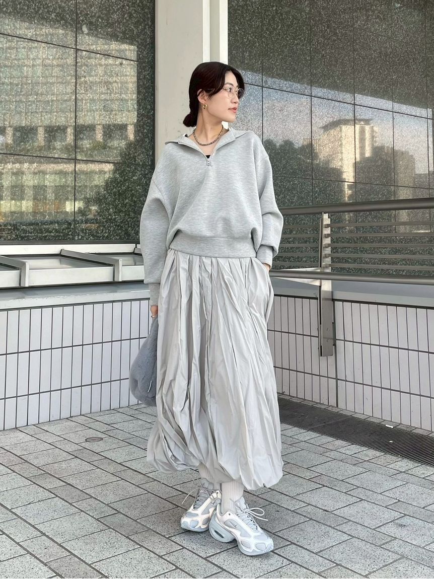 emmi atelier「【NEW YEAR'S SPECIAL ITEM】ダンボールフーディ&times;スカートセット」|ワンピース|