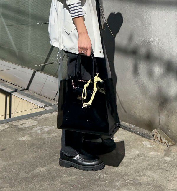 NOLLEY'S「トライアングルカラビナマルチチャーム」|ブローチ・コサージュ|