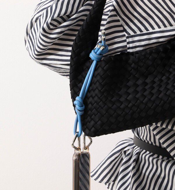 NOLLEY'S「トライアングルカラビナマルチチャーム」|ブローチ・コサージュ|ブルー系1