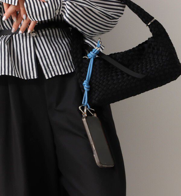 NOLLEY'S「トライアングルカラビナマルチチャーム」|ブローチ・コサージュ|