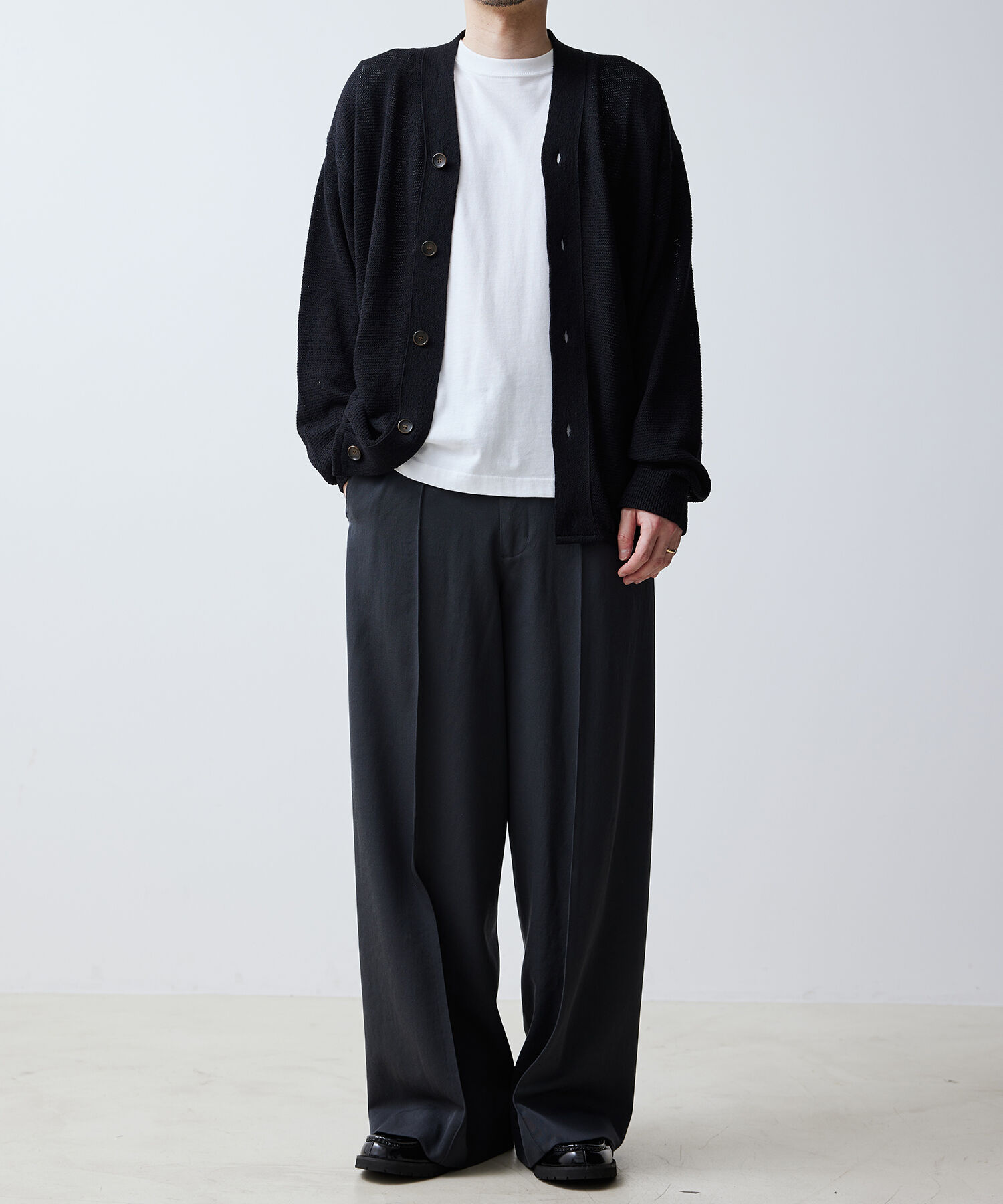 ADAM ET ROPE'「【Made In Japan/メイド イン ジャパン】ドライコットン Vネック カーディガン / ロングシーズン着用可能 /」|カーディガン|