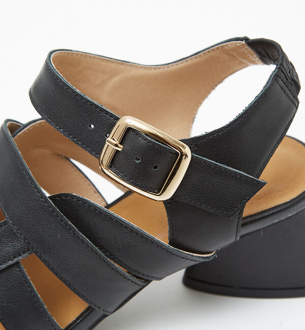 AU BANNISTER「グルカ風ヒールサンダル」|サンダル|