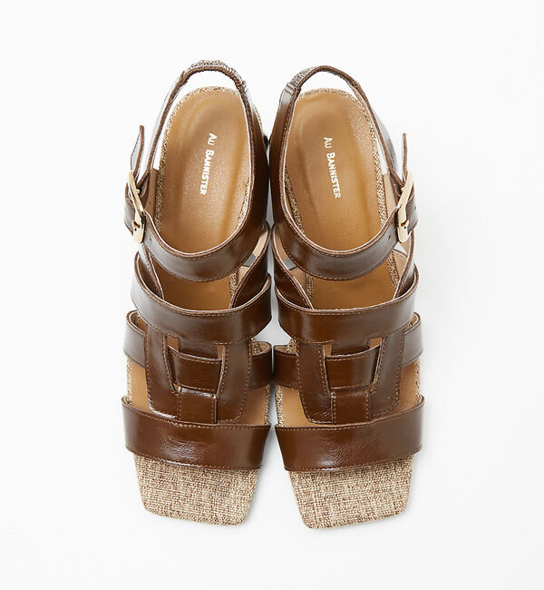 AU BANNISTER「グルカ風ヒールサンダル」|サンダル|