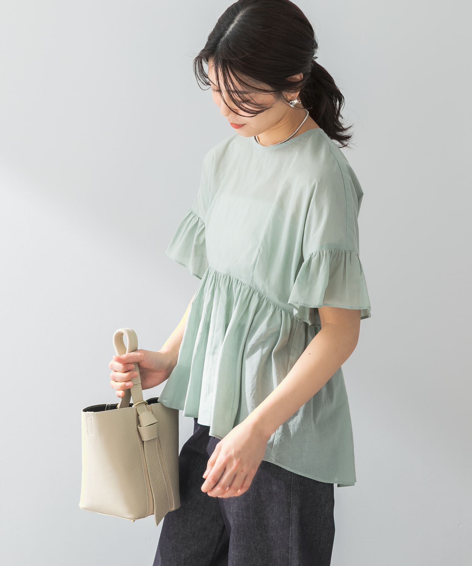 URBAN RESEARCH ROSSO「F by ROSSO　コットンボイル切替ギャザーブラウス」|シャツ・ブラウス|