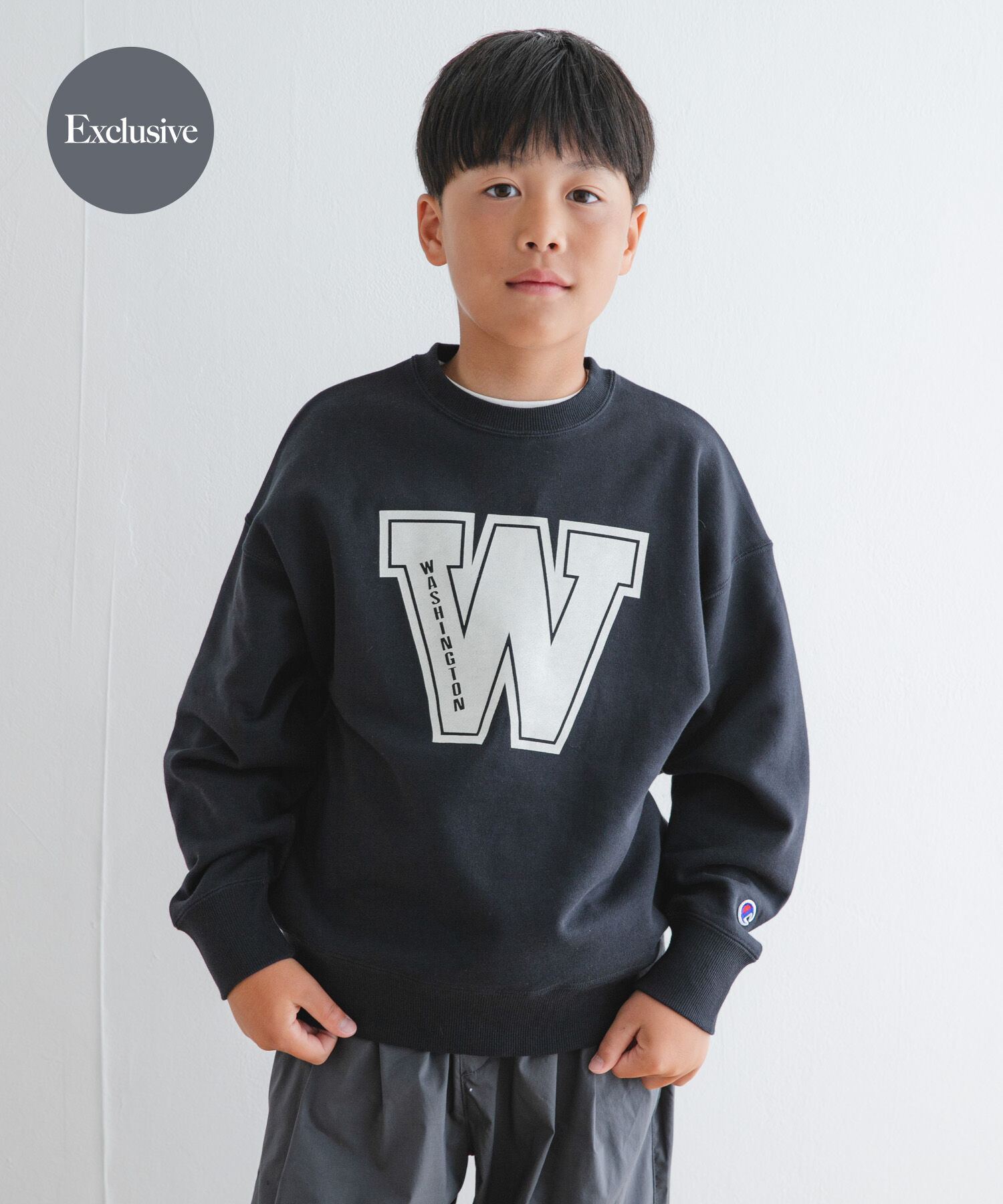 URBAN RESEARCH DOORS「『WEB/一部店舗限定』『別注』Champion&times;DOORS　ロゴスウェット(KIDS)」|その他|スミクロ