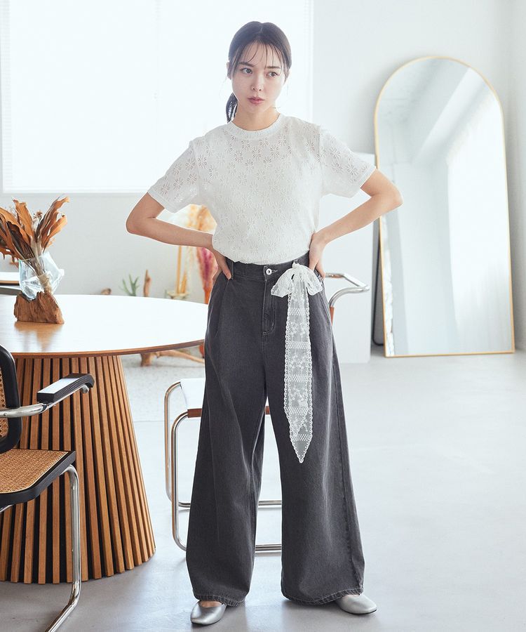 earth music&ecology「ワンポイントロゴ刺繍デニムパンツ」|デニム|