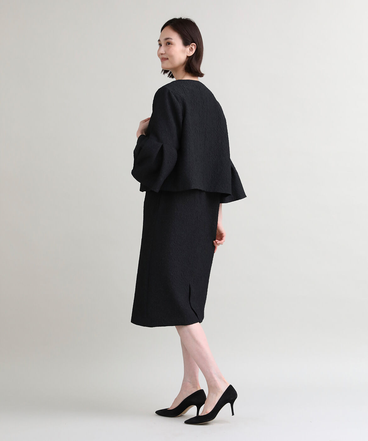 7-IDconcept.「フクレジャカードタックフレアスリーブジャケット」|ノーカラージャケット|