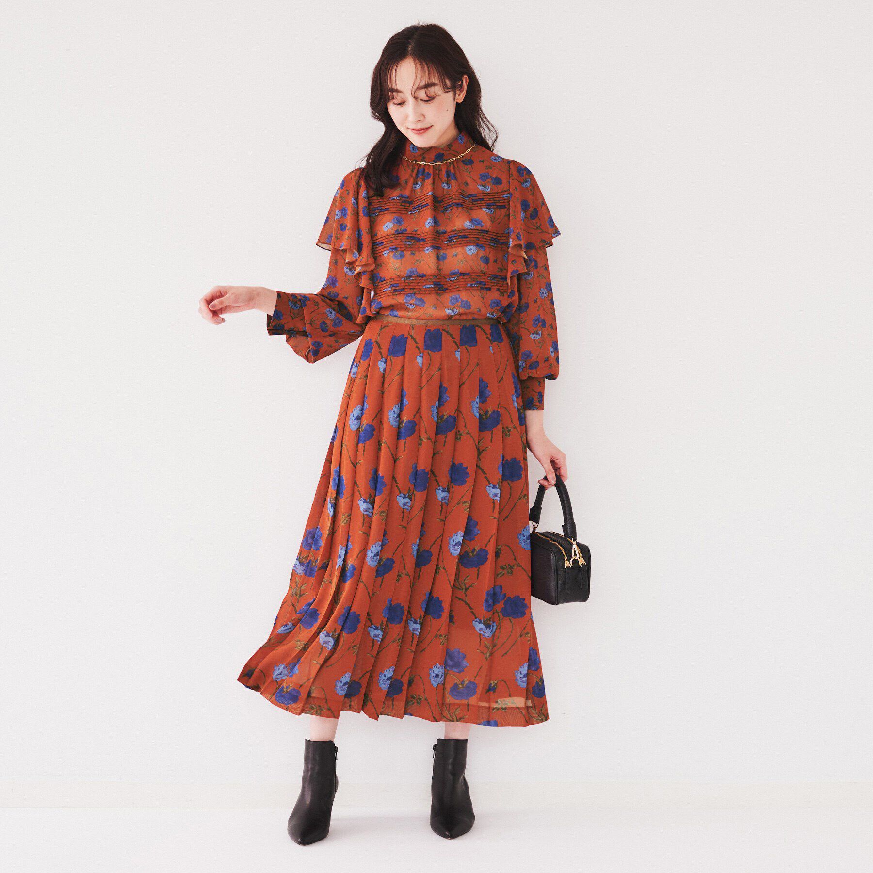 UNTITLED「【セットアップ可能/洗える/柄スカート】フラワーシフォンプリーツスカート」|スカート|