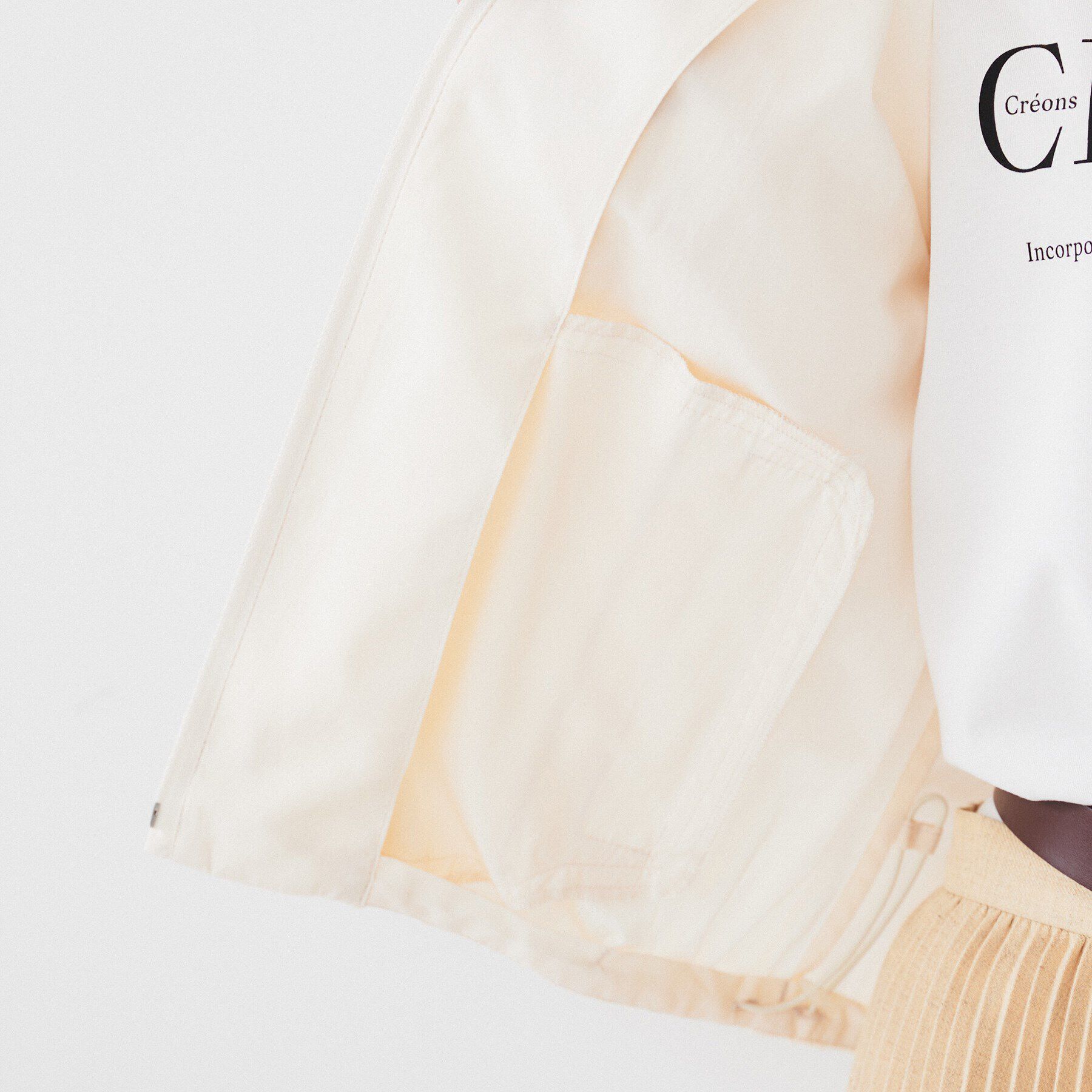 UNTITLED「【春の軽羽織り】ボリューム袖 ノーカラーブルゾン」|ブルゾン・スタジャン|