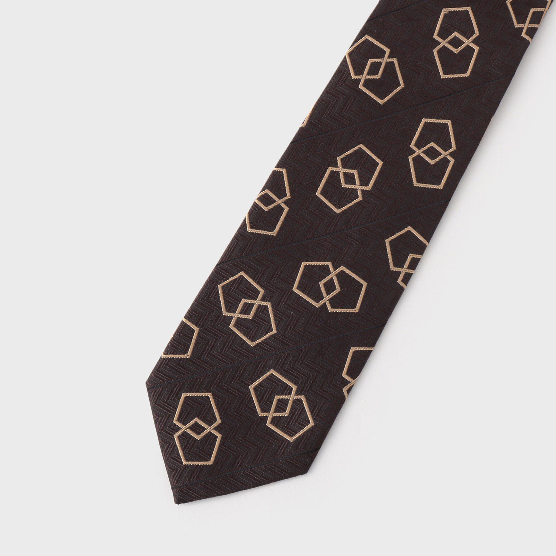 TAKEO KIKUCHI「【Made in JAPAN】シャドー矢羽根 525ペンタゴン ネクタイ」|ネクタイ・蝶ネクタイ|