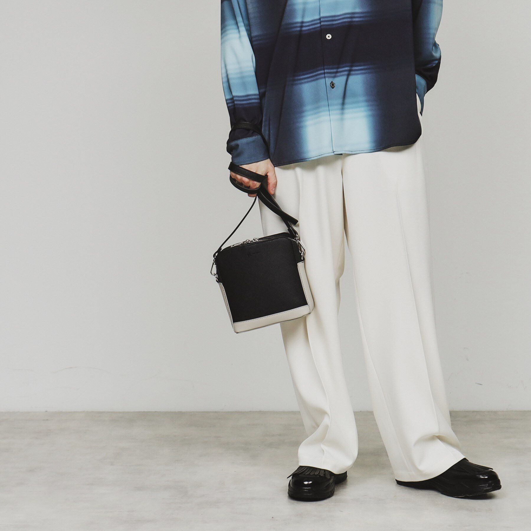 tk.TAKEO KIKUCHI「アオリミニショルダー」|ショルダー・メッセンジャー|