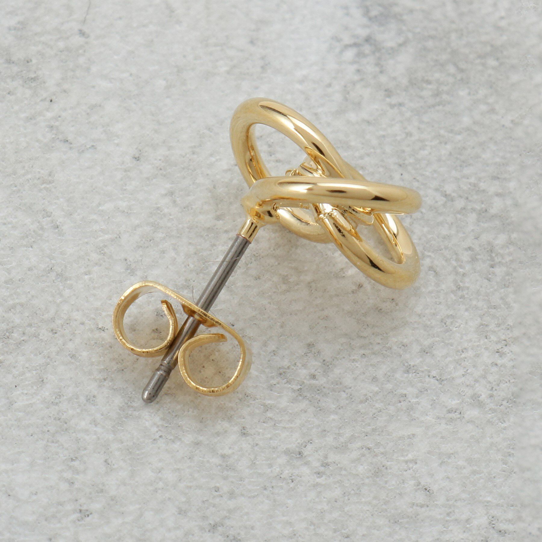 OPAQUE.CLIP「ノットメタルミニピアス」|ピアス|