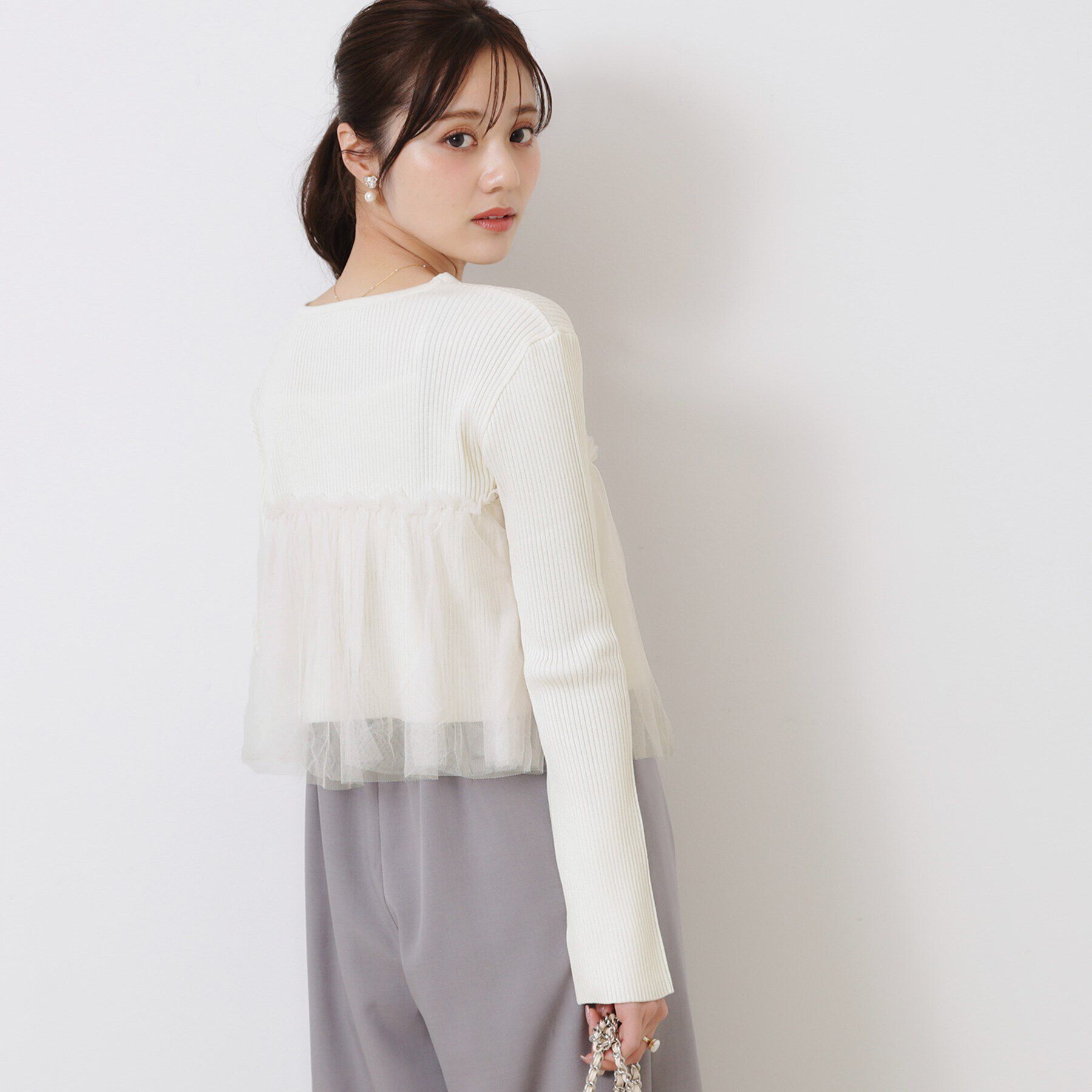 Couture broach「チュールフリル付Vネックカーディガン」|カーディガン|