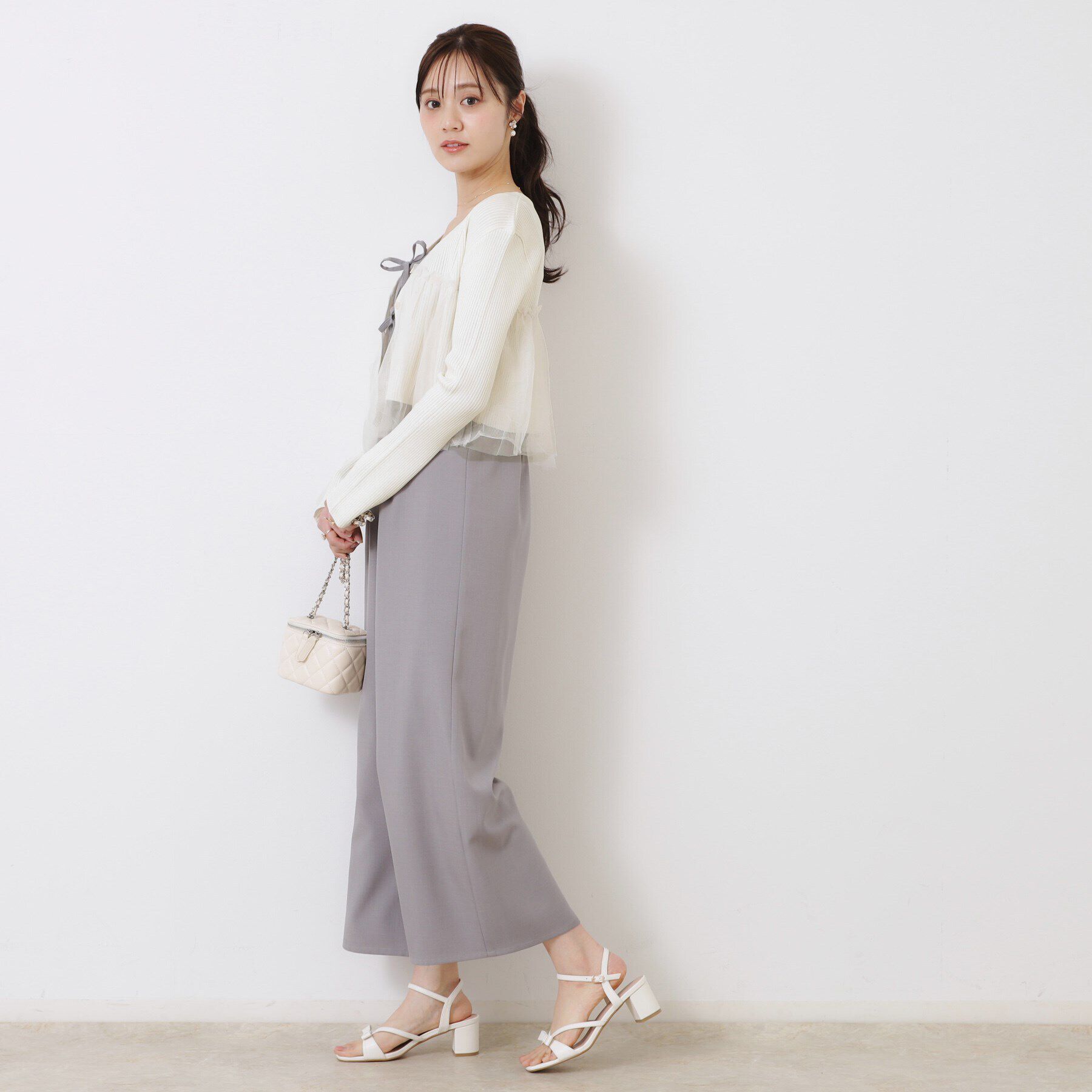 Couture broach「チュールフリル付Vネックカーディガン」|カーディガン|