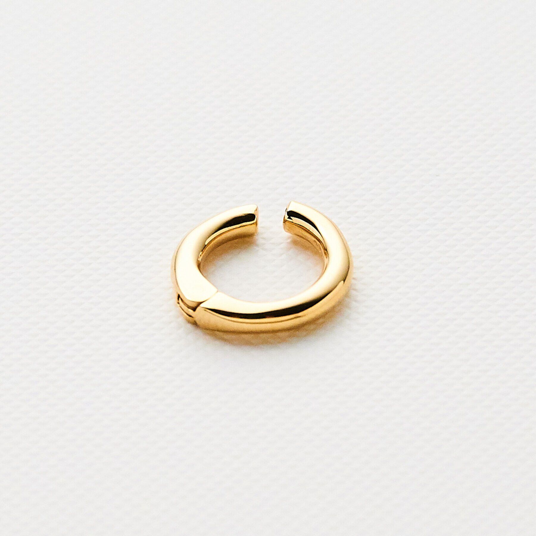 COCOSHNIK「シルバー 丸線中折れ イヤーカフ小」|イヤリング|