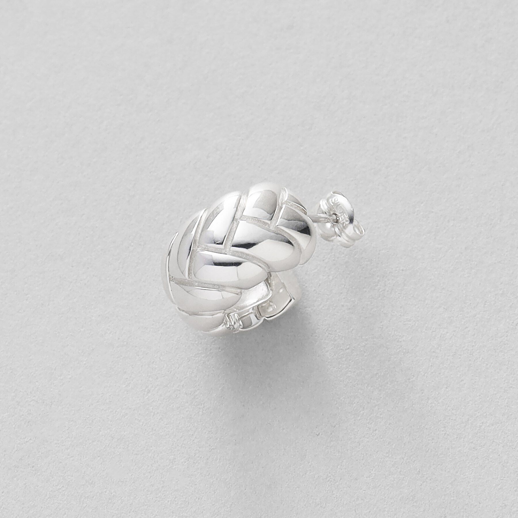 COCOSHNIK ONKITSCH「シルバー ブリックモチーフ フープピアス」|ピアス|