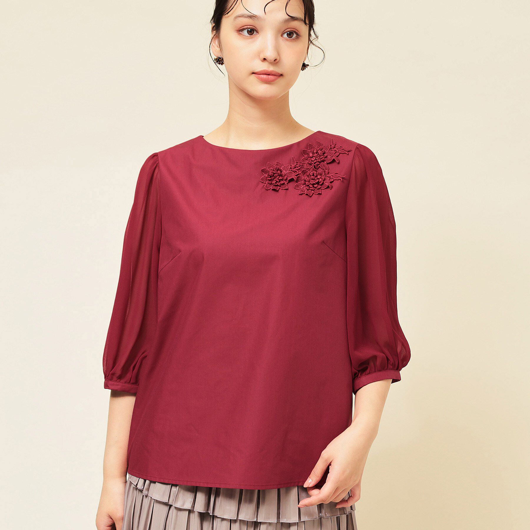 SunaUna「【フラワーモチーフ付き／袖シフォン】肘下丈ブラウス」|シャツ・ブラウス|