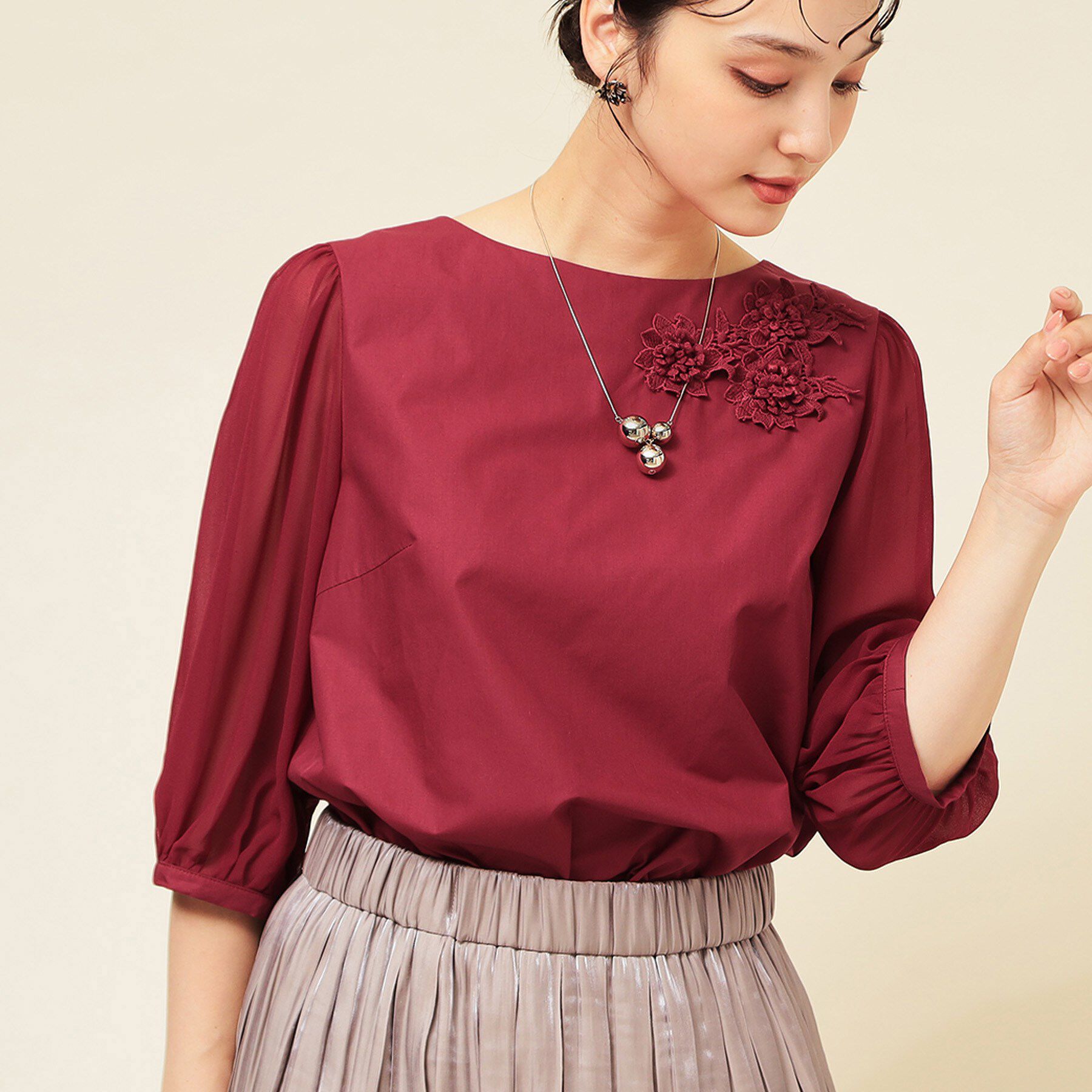 SunaUna「【フラワーモチーフ付き／袖シフォン】肘下丈ブラウス」|シャツ・ブラウス|