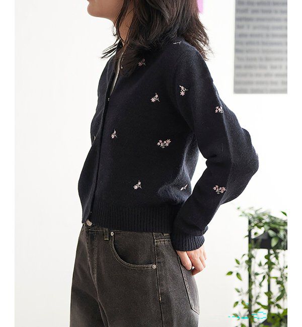 VENCE share style「アルパカタッチフラワー刺繍カーディガン」|カーディガン|