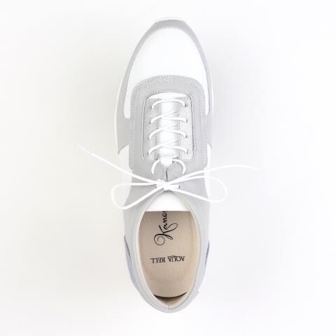 銀座かねまつ「UE260146STEMETLGY4CB 【本革】【防水】アクアベルヒールアップスニーカー」|スニーカー|