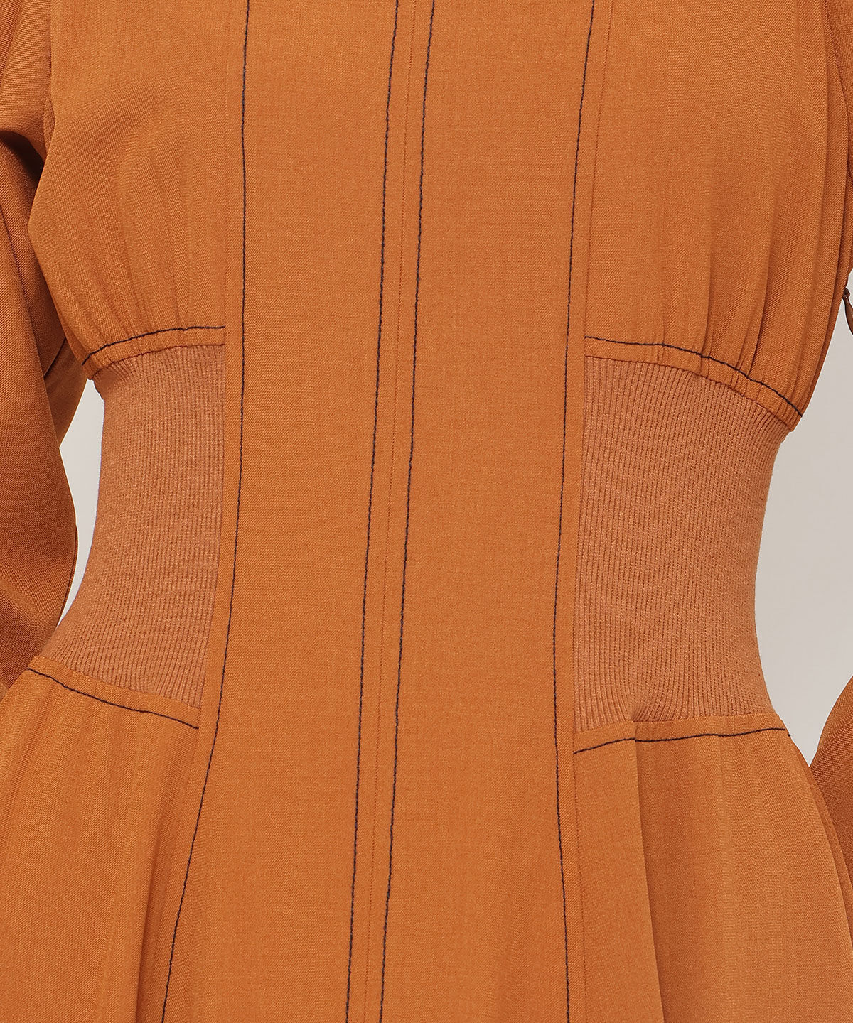 アンドクチュール「ウエストリブ配色ステッチワンピース」|ワンピース|