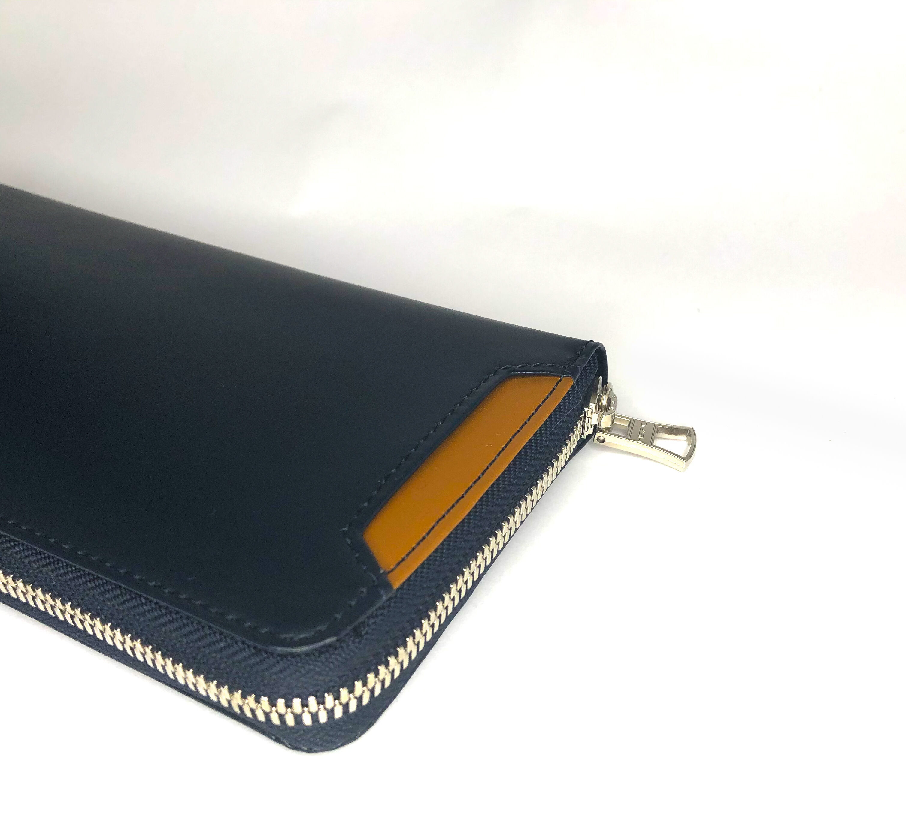 master-piece「Notch ラウンドファスナーウォレット」|財布|