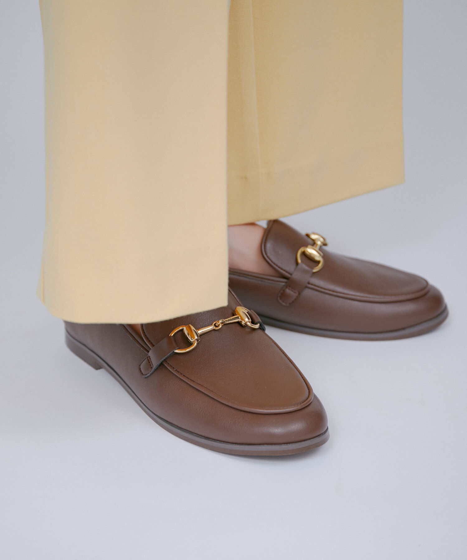 Juze「【晴雨兼用】【HARUTAコラボ】リサイクルレザービットローファー」|ローファー|